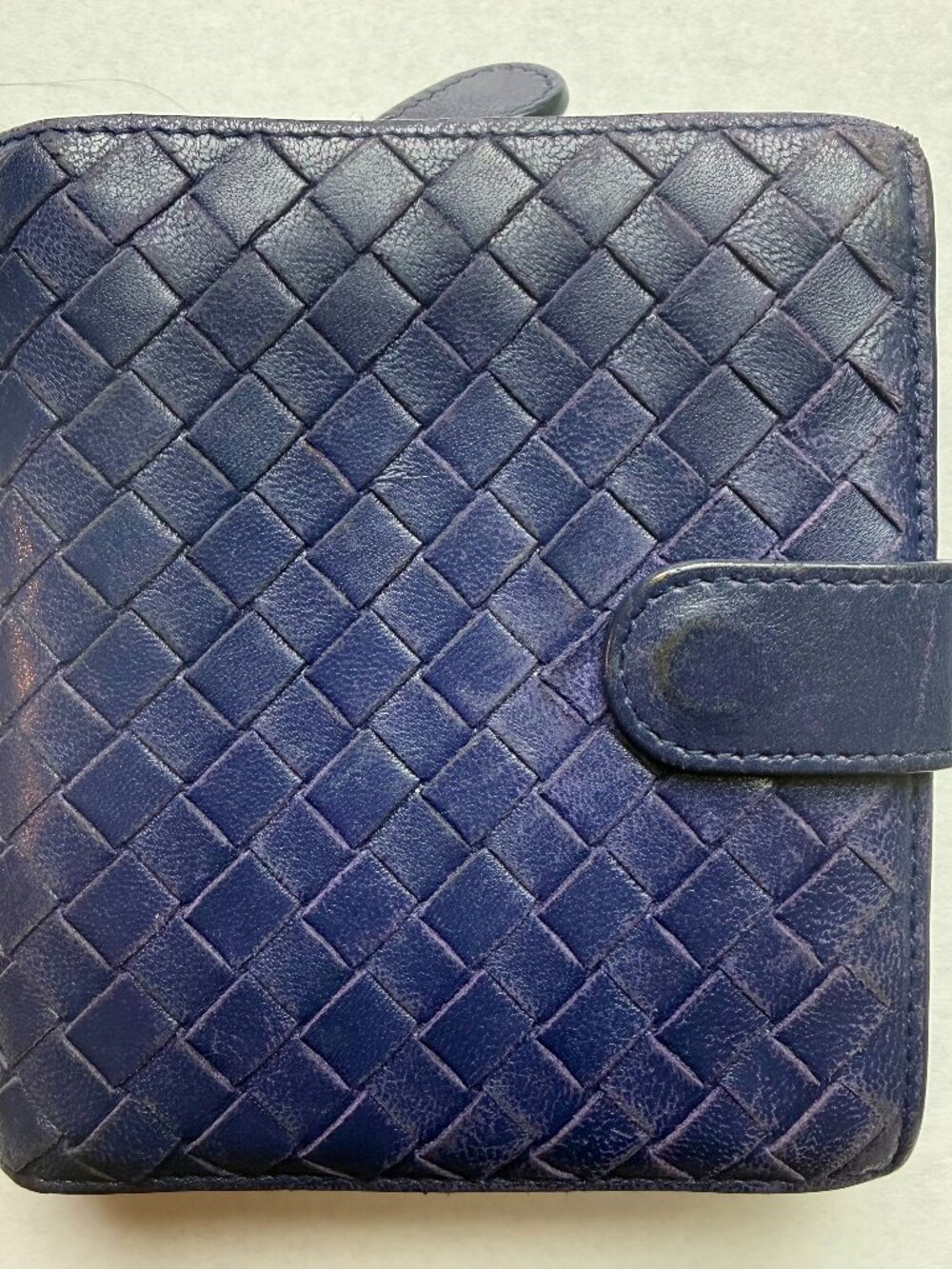 Authentic Bottega Veneta Intrecciato Weave Leather Compact Wallet